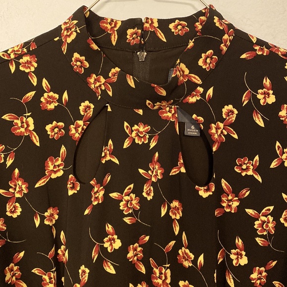 Modcloth Womens Size 6 Enjoy Every Moment Keyhole Black Floral Belted Midi Dress - Picture 4 of 16